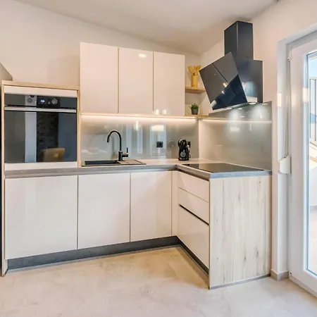 Dimora 2 Bdr With Free Private Parking Apartman Zadar
