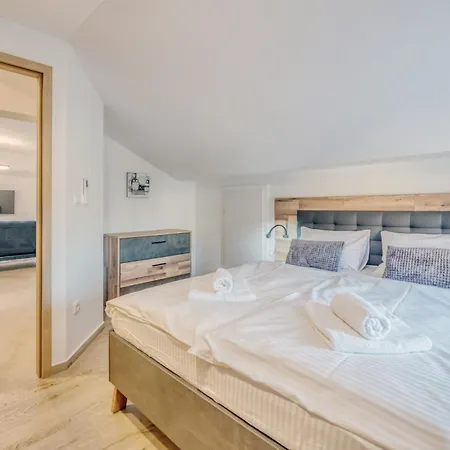 Dimora 2 Bdr With Free Private Parking * Ζαντάρ